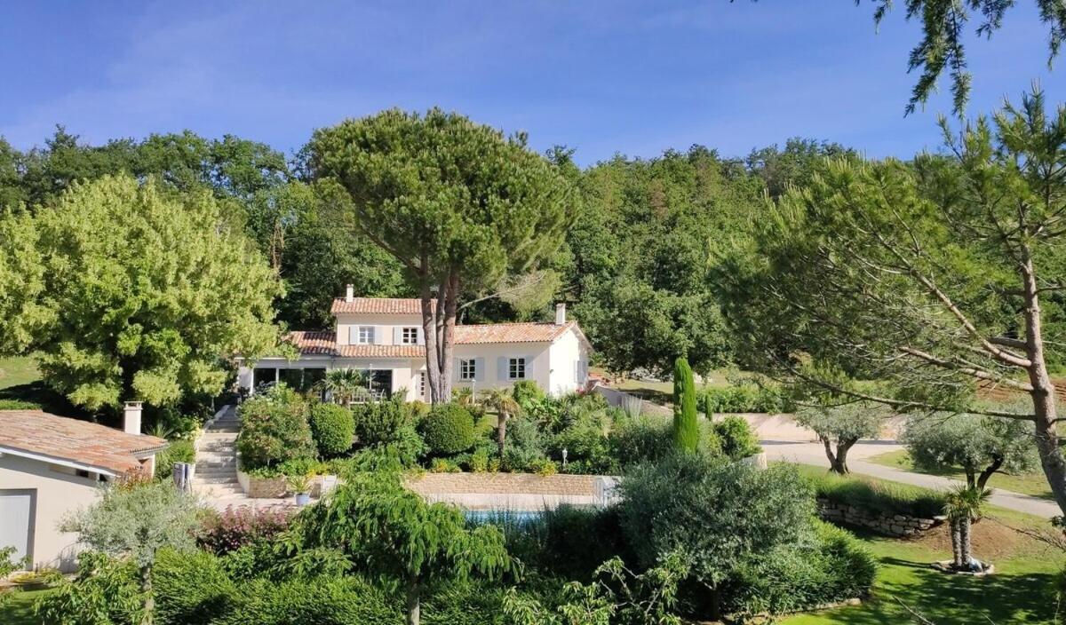 La Villa Moursoise 4 Etoiles Εξωτερικό φωτογραφία