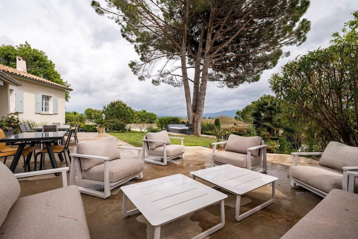 La Villa Moursoise 4 Etoiles Εξωτερικό φωτογραφία