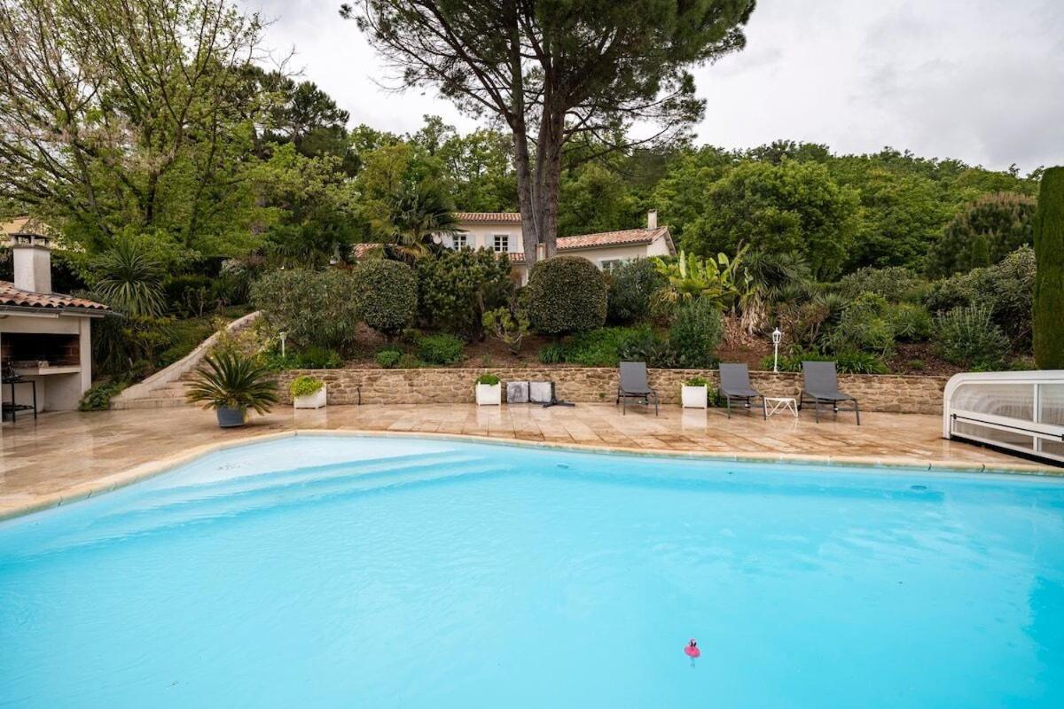 La Villa Moursoise 4 Etoiles Εξωτερικό φωτογραφία