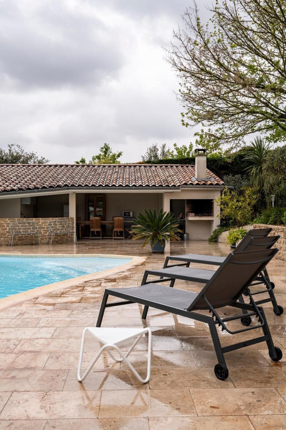 La Villa Moursoise 4 Etoiles Εξωτερικό φωτογραφία