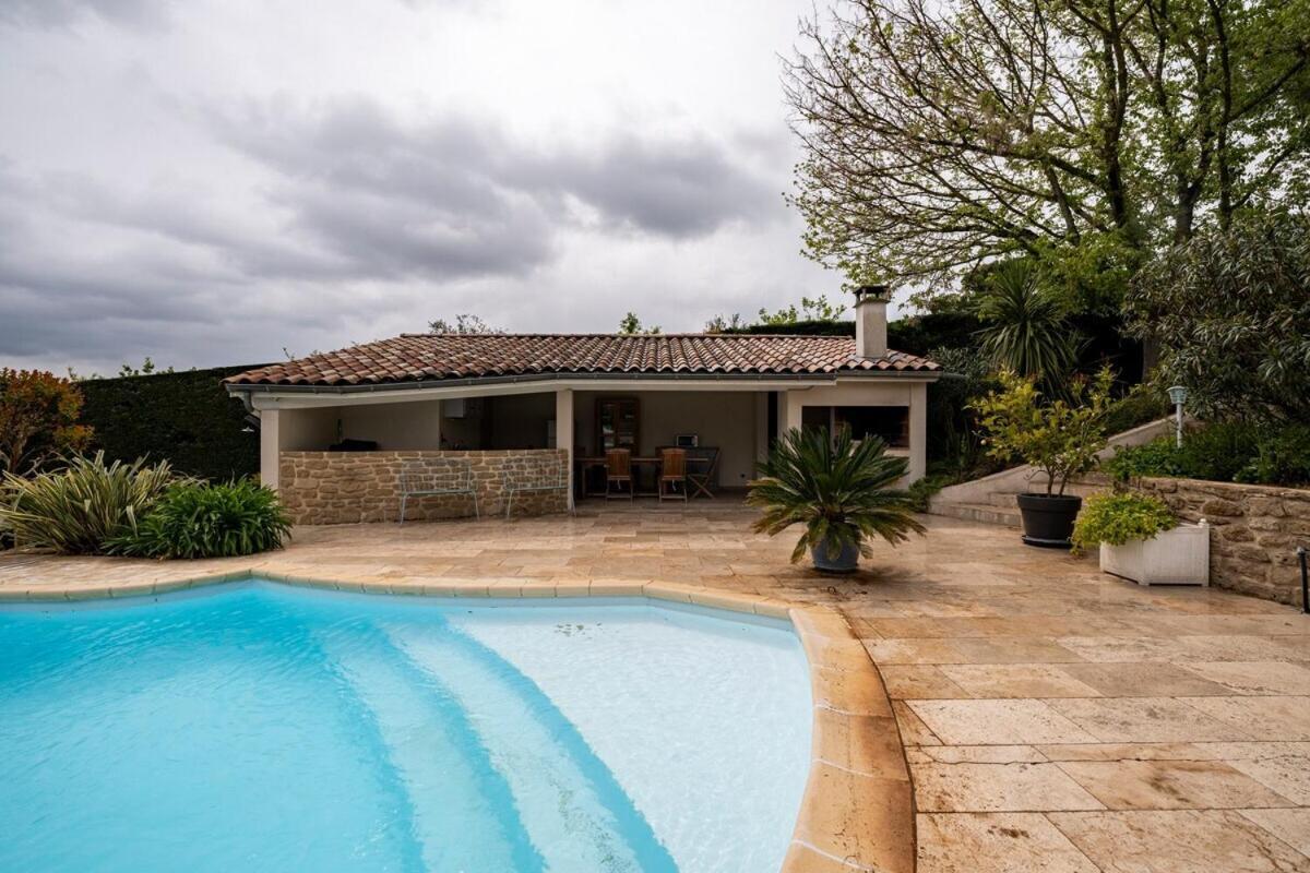 La Villa Moursoise 4 Etoiles Εξωτερικό φωτογραφία